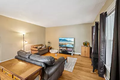 878 Magnolia Avenue E, Saint Paul, MN 55106 - Photo 5