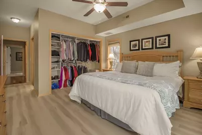 10806 S Shore Drive #109, Plymouth, MN 55441 - Photo 9