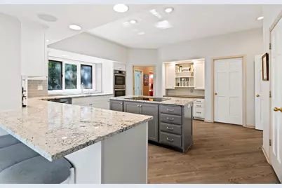 11808 Tapestry Lane, Hopkins, MN 55305 - Photo 5