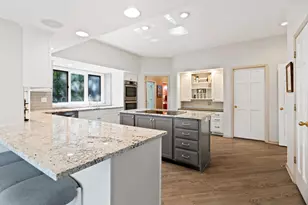 11808 Tapestry Ln, Hopkins, MN 55305 - Photo 5