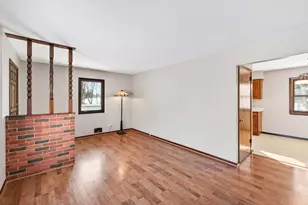 6381 Rath Dr, Woodbury, MN 55125 - Photo 7