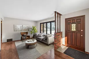 6381 Rath Dr, Woodbury, MN 55125 - Photo 3