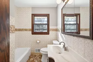 6381 Rath Dr, Woodbury, MN 55125 - Photo 15