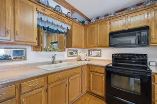 2601 Kenzie Terrace, Saint Anthony, MN 55418 - Photo 3