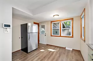 3418 Queen Ave N, Minneapolis, MN 55412 - Photo 7