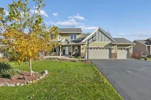 6664 Clearwater Creek Dr, Hugo, MN 55038 - Photo 31