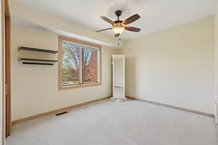 6664 Clearwater Creek Dr, Hugo, MN 55038 - Photo 25