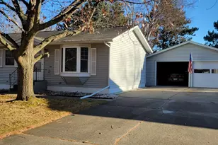 1014 NE 5th Ave, Grand Rapids, MN 55744 - Photo 5