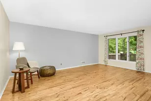 37 Birnamwood Dr, Burnsville, MN 55337 - Photo 9