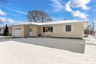 361 13th St NE, Owatonna, MN 55060 - Photo 3