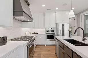 11301 Latrobe Ln N, Lake Elmo, MN 55042 - Photo 17