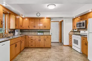 130 Faxon Road S, Norwood Young America, MN 55368 - Photo 3