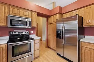 13391 Zarthan Cir, Savage, MN 55378 - Photo 7