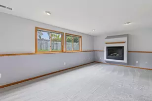 13391 Zarthan Cir, Savage, MN 55378 - Photo 17