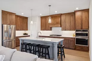 2939 Thompson Dr, River Falls, WI 54022 - Photo 13