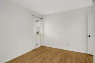 2112 Hawthorne Ave E, Saint Paul, MN 55119 - Photo 13