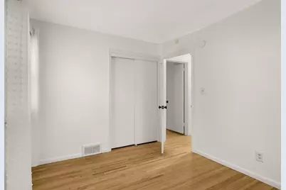 2112 Hawthorne Avenue E, Saint Paul, MN 55119 - Photo 15