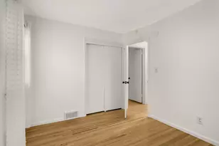 2112 Hawthorne Ave E, Saint Paul, MN 55119 - Photo 15