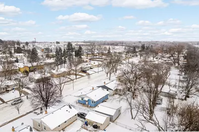 2112 Hawthorne Avenue E, Saint Paul, MN 55119 - Photo 25