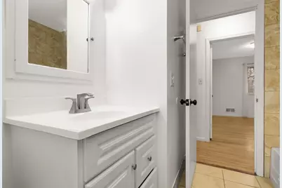 2112 Hawthorne Avenue E, Saint Paul, MN 55119 - Photo 17