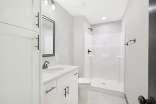 18560 Hexham Ln, Lakeville, MN 55044 - Photo 21