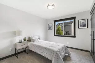 18560 Hexham Ln, Lakeville, MN 55044 - Photo 13