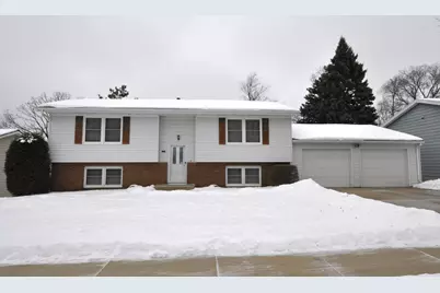 805 36th Street SW, Rochester, MN 55902 - Photo 1