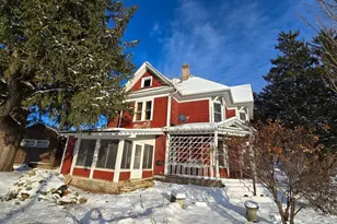 315 W Newburg Ave, Mabel, MN 55954 - Photo 3