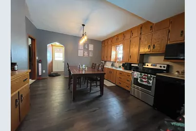 221 Main Street, Currie, MN 56123 - Photo 3