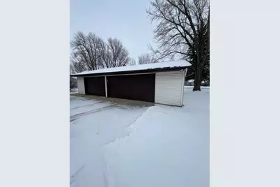 221 Main Street, Currie, MN 56123 - Photo 23