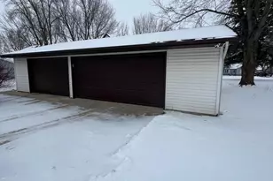 221 Main St, Currie, MN 56123 - Photo 23