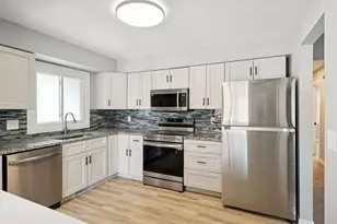 7733 Hampshire Ave N, Brooklyn Park, MN 55445 - Photo 19