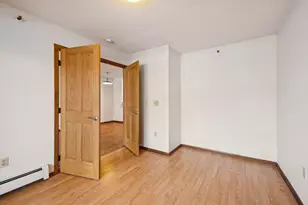 7621 Edinborough Way, Edina, MN 55435 - Photo 9