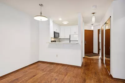 7621 Edinborough Way #2108, Edina, MN 55435 - Photo 5