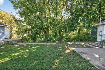 1812 Carl Street, Lauderdale, MN 55113 - Photo 33