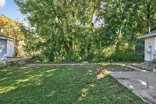 1812 Carl St, Lauderdale, MN 55113 - Photo 33