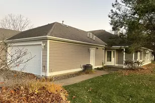 100 Idle Hour Ct, Wabasha, MN 55981 - Photo 1