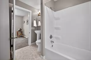 401 26th Ave N, Minneapolis, MN 55411 - Photo 11