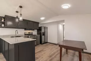 706 Southhaven Dr, Mankato, MN 56001 - Photo 9