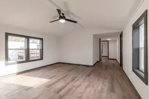 706 Southhaven Dr, Mankato, MN 56001 - Photo 5