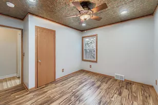 1581 Pinehurst Ave, Saint Paul, MN 55116 - Photo 9