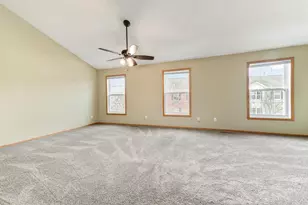 15726 Frisian Ln, Apple Valley, MN 55124 - Photo 17