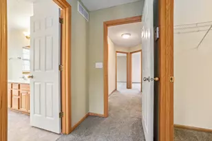 15726 Frisian Ln, Apple Valley, MN 55124 - Photo 13