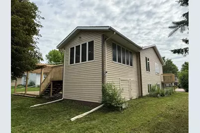 225 S 7th Avenue E #E, Truman, MN 56088 - Photo 37
