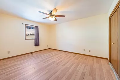 225 S 7th Avenue E #E, Truman, MN 56088 - Photo 13