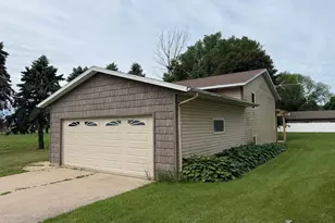 225 S 7th Ave E, Truman, MN 56088 - Photo 35
