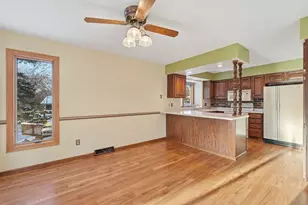 440 S River Hills Rd, River Falls, WI 54022 - Photo 5