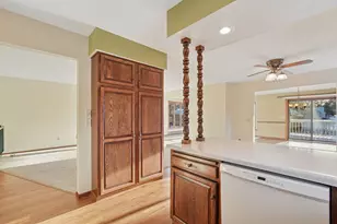 440 S River Hills Rd, River Falls, WI 54022 - Photo 3