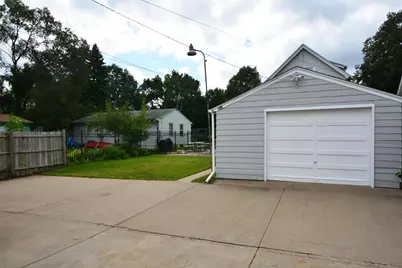 653 Thomas Avenue, Saint Paul, MN 55104 - Photo 25