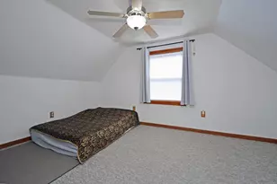 653 Thomas Ave, Saint Paul, MN 55104 - Photo 13